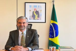 Câmara entregará título de Cidadão São-carlense ao secretário nacional de Justiça Augusto de Arruda Botelho
