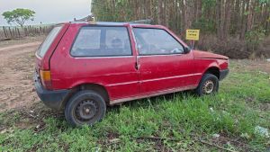 Veículo furtado durante a madrugada é encontrado abandonado em Ibaté