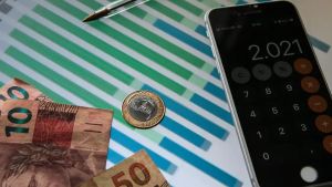 Contas públicas têm superávit primário de R$ 24,6 bilhões em abril