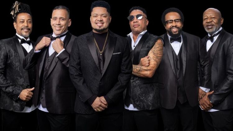 Revelação agita a Arena Independência neste sábado em apresentação especial que celebra 30 anos de carreira