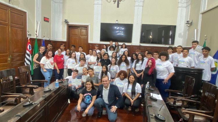 Camara Municipal encerra o 8º Parlamento Jovem Sãocarlense