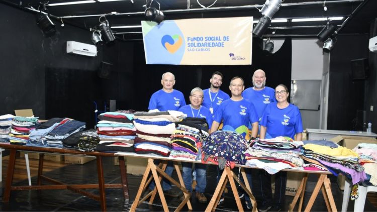 Fundo Social realiza bazar itinerante na casa do trabalhador