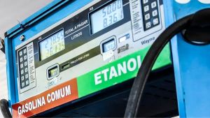 Conselho eleva de 30% para 32% teor de etanol na gasolina por 180 dias