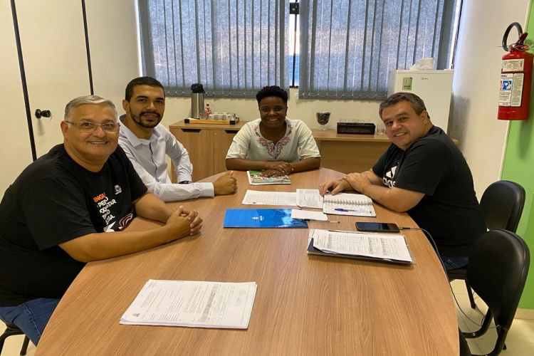 Vereadora Larissa Camargo (PCdoB) propõe Programa de Atendimento a Vítimas de Violência Sexual