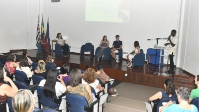 Profissionais da saúde e estudantes da UFSCar participam de simpósio sobre enfrentamento das violências no trabalho