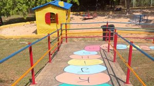 Cemei Juliana Perez recebe pinturas pedagógicas nos espaços de convivência
