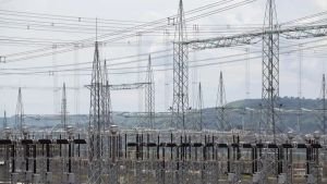 Aneel prevê três leilões de transmissão de energia em 2027