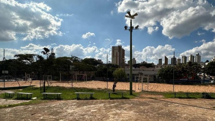 Jùlio Cesar cobra melhorias na iluminação do Parque CICA e alerta para problema em outros pontos da cidade