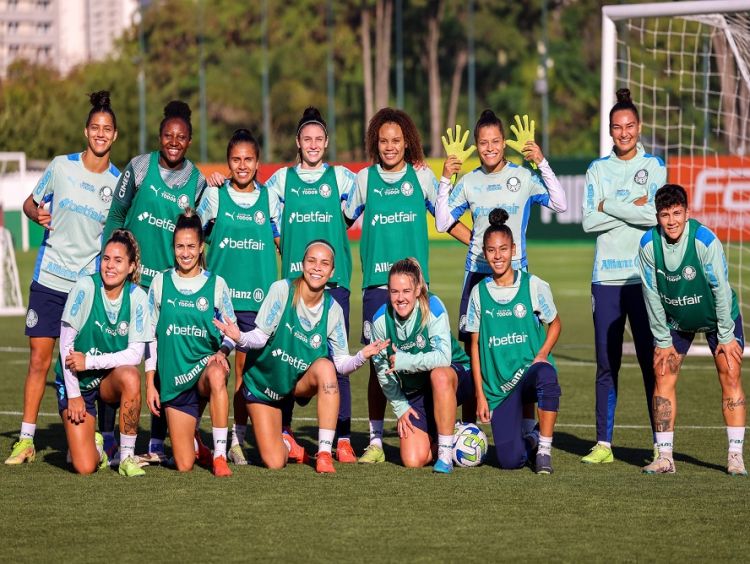 Amanda Souza, do Palmeiras, fala sobre o jogo decisivo contra o São Paulo no Brasileirão Feminino