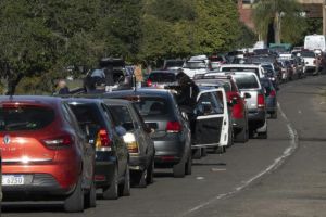 Busca por preços mais baixos na Argentina começa a afetar economia uruguaia