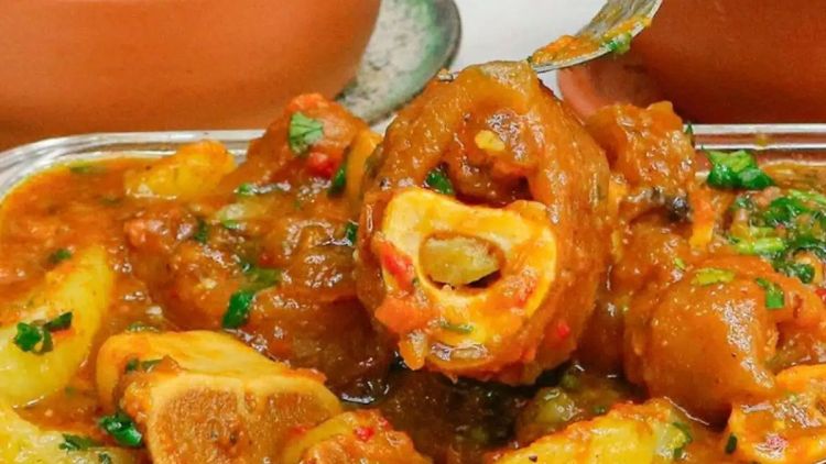 Mocotó soltando do osso com tempero no ponto certo e sabor de comida raiz