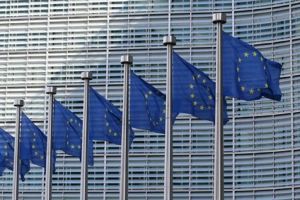 UE quer acelerar expulsão de estrangeiros perigosos não regularizados
