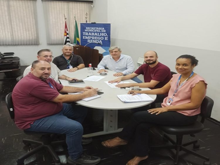 SMTER recebe visita de diretor regional de desenvolvimento econômico