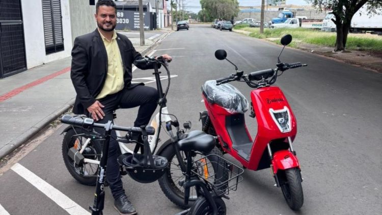 Projeto de Moisés Lazarine que regulamenta bicicletas elétricas e autopropelidos é aprovado