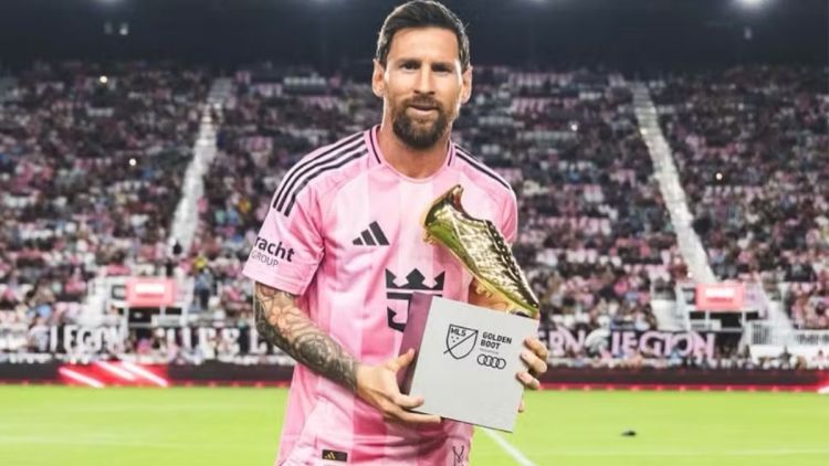 Presidente do Al-Ittihad revela que Messi rejeitou proposta bilionária e oferece cheque em branco ao craque