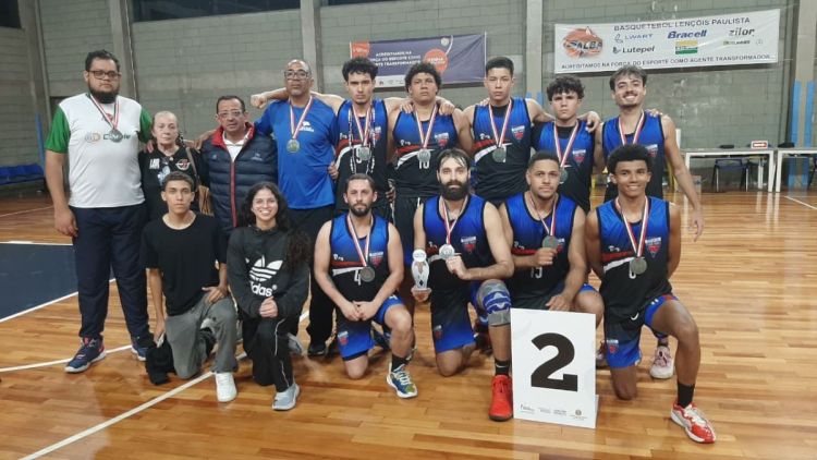 São Carlos conquista vice-campeonato no basquete masculino nos Jogos Regionais