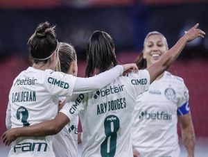 Palmeiras atropela Independiente Dragonas e garante vaga nas quartas da Libertadores feminina