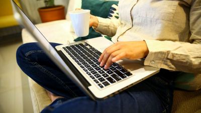 Proporção de quem estava em home office recua em 2024 e chega a 7,9%