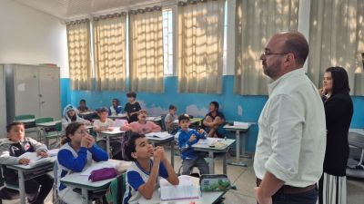 Prefeito Netto Donato visita Emeb Arthur Natalino Deriggi no Cidade Aracy