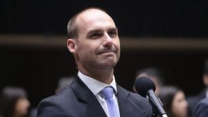 Eduardo Bolsonaro nos EUA foi prejuízo gigantesco para nosso projeto, diz Ciro Nogueira