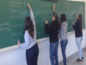 Idiomas sem Fronteiras, que oferta cursos gratuitos, celebra 10 anos