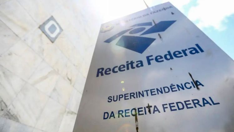 Receita nega taxação de transações financeiras a partir de R$ 5 mil