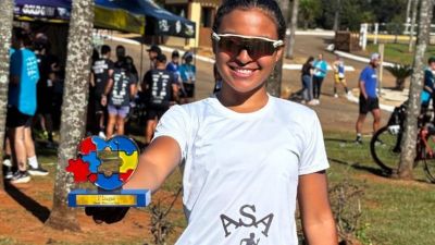Atleta da ASA conquista título geral e brilha em corrida de conscientização do autismo