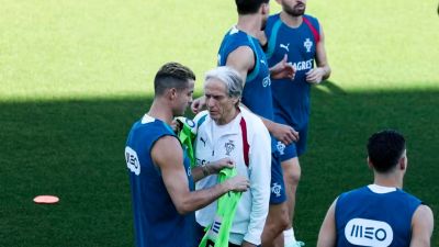 Cristiano Ronaldo abandona treino de Portugal após coletiva de Jorge Jesus