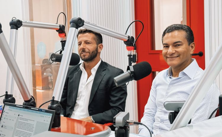 A Força que Transforma São Carlos: Parceria entre Marcos Pereira e Elton Carvalho Amortiza Filas na Saúde e Traz Investimentos Milionários