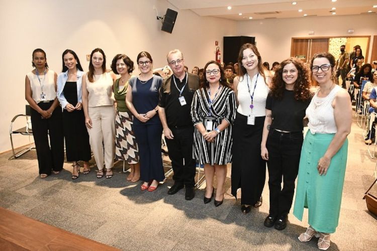 “MULHERES EMPRENDEDORAS” LOTA AUDITÓRIO DO SENAC