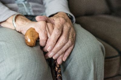 Caminhada contra o Alzheimer acontece neste domingo