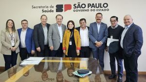 São Carlos discute ampliação do AME e novos serviços de saúde em reunião no governo