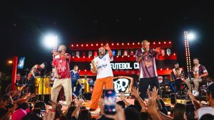 Turma do Pagode transforma clássico do funk melody dos anos 2000 em pagode no Volume 2 de "Turma Futebol Clube"