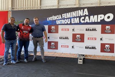 Gustavo Pozzi participa do lançamento do programa atletas do futuro futebol feminino SESI/SP