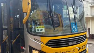 Linhas de transporte coletivo voltam a operar em seus itinerários normais nesta segunda-feira