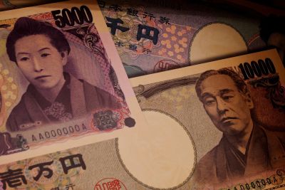 No Japão: juro do JGB renova máxima em 12 anos, com expectativa de normalização monetária