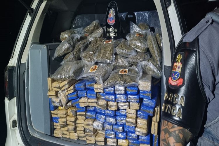 PM apreende mais de 180 kg de maconha após acompanhamento que durou 25 km