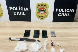 Polícia prende trio por tráfico com meio quilo de cocaína