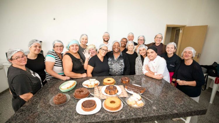 Semana da maternidade atípica encerra com foco em empreendedorismo e habilidades práticas