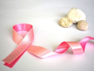 Outubro Rosa: exames genéticos são essenciais para prevenção de enfermidades tipicamente femininas