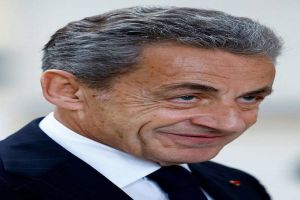 Ex-presidente francês Sarkozy nega irregularidade em caso de financiamento de campanha