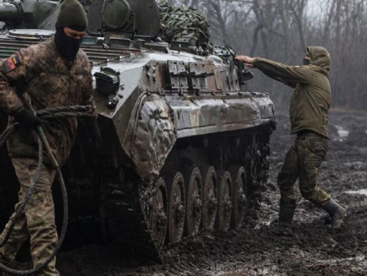 Russos apertam cerco a cidade ucraniana de Bakhmut, situação é “extremamente tensa”
