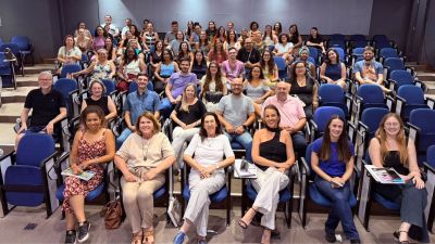 Assistente Social de Munique apresenta modelo de atendimento integrado em São Carlos