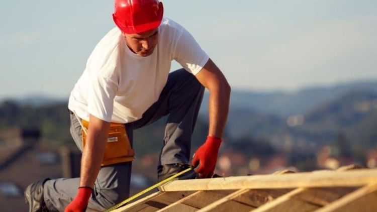 Prefeitura de Araraquara e Senai abrem matrículas para curso gratuito de Construtor de Telhados