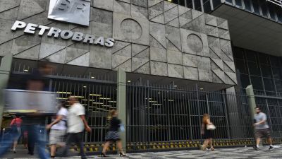 Petrobras anuncia alta de R$ 0,04 na gasolina vendida a distribuidoras