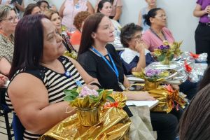 Santa Casa homenageia funcionárias com mais de 30 anos de serviços prestados ao hospital