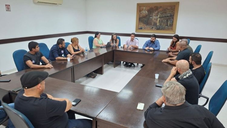 Prefeitura analisa proposta de reajuste e divulga impacto da greve em São Carlos