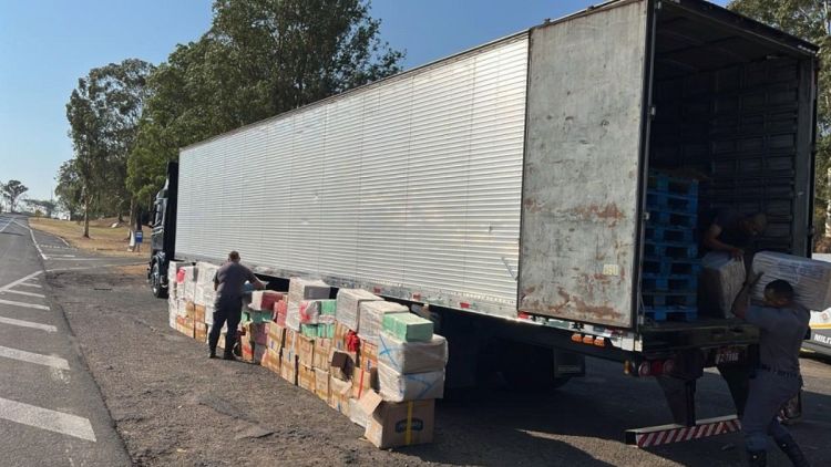 PM Rodoviária prende traficante com 4,8 toneladas de maconha em Álvares Machado