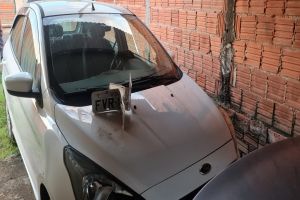Polícia encontra veículos roubados no Jardim Zavaglia