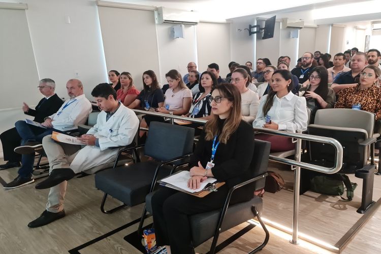 Treinamento &quot;Liderança 5.0&quot; reúne colaboradores da Santa Casa com foco em inovação e protagonismo